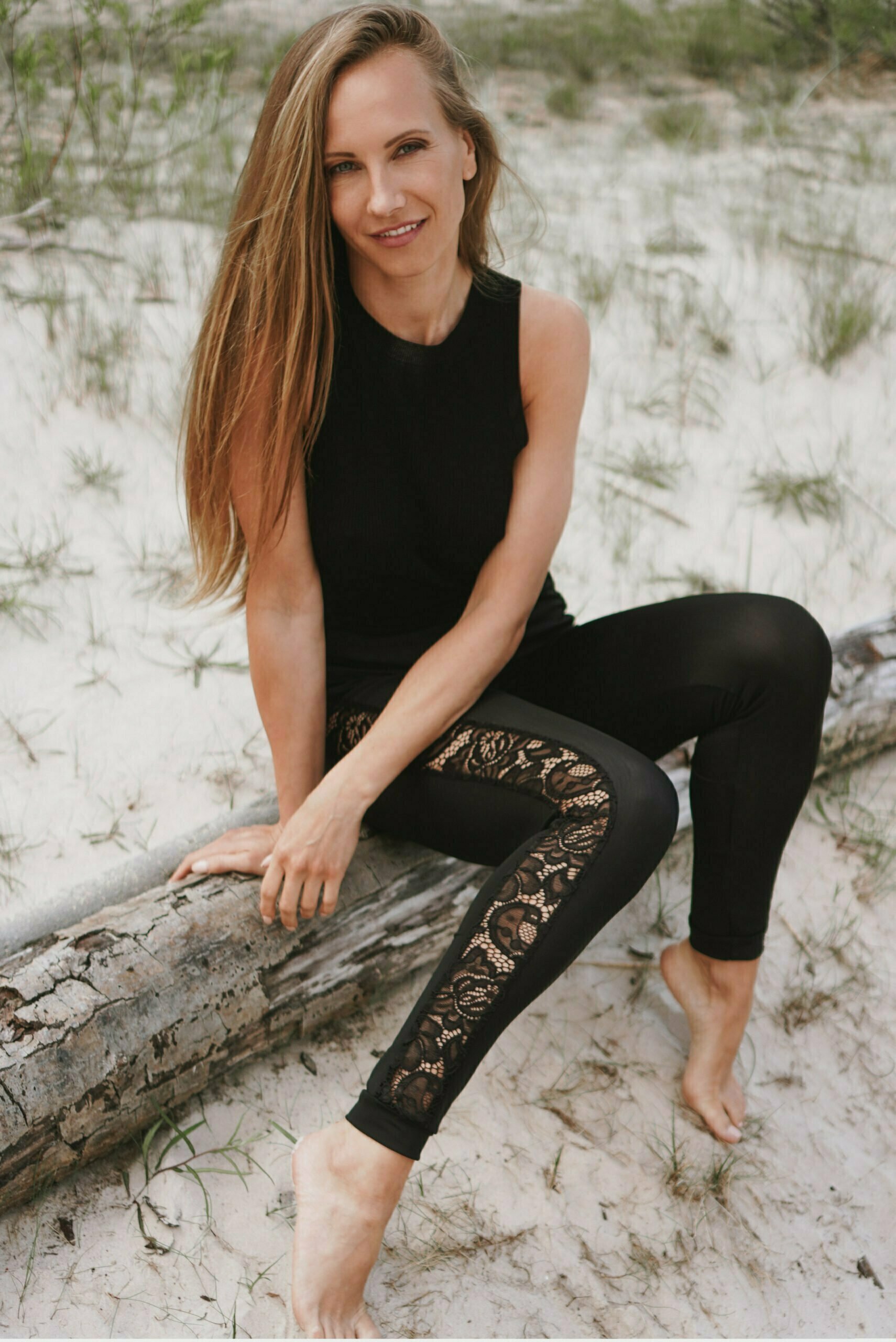Luxury Leggings With Lace Trim 1